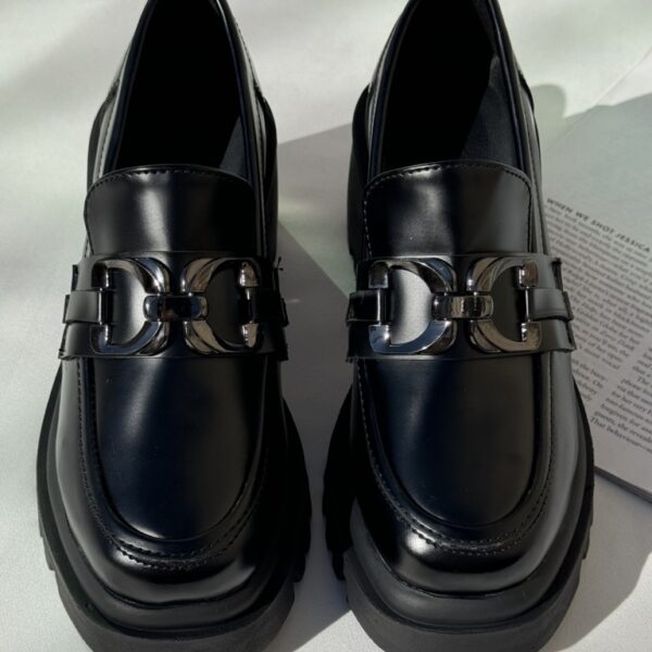 کالج لوفر پاشنه 2012