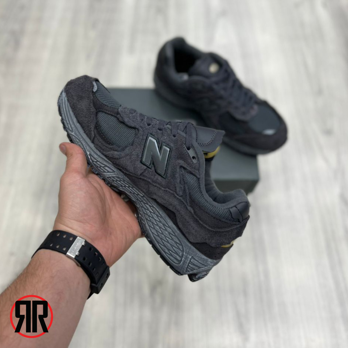 کفش کتونی مردانه نیو بالانس 2002 new balance - Image 2