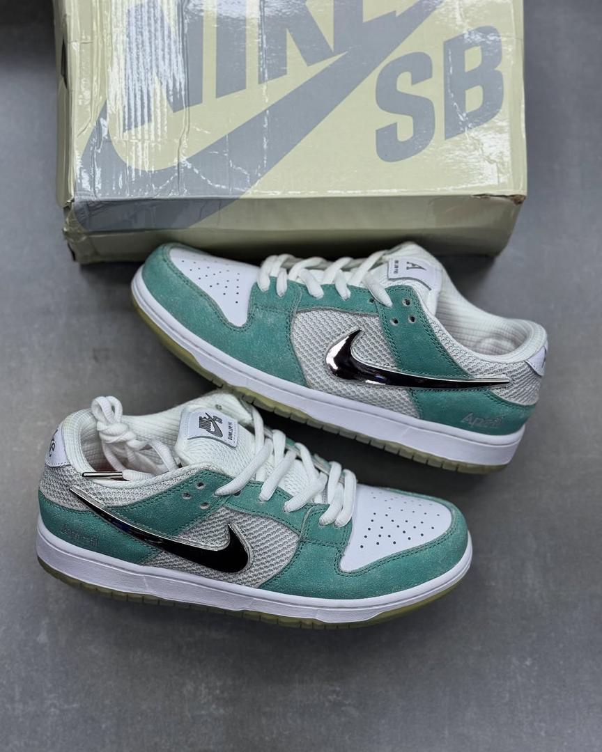 کفش کتونی زنانه نایک NIKE SB DUNK LOW APRIL SKATEBOARDS