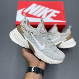 کفش کتونی زنانه و مردانه نایک Nike Zoom Vomero 5
