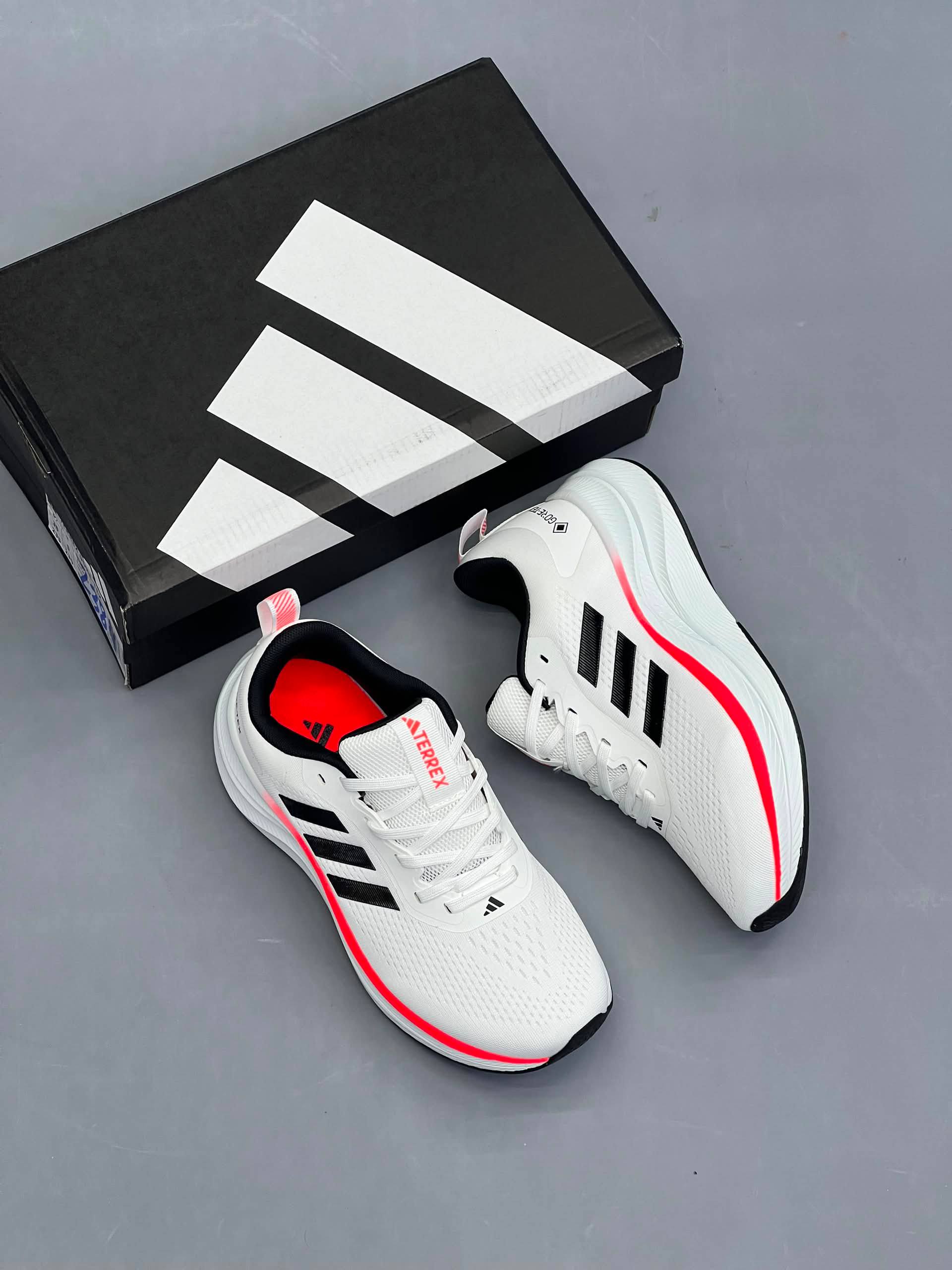 کفش کتونی زنانه و مردانه آدیداس ترکس گورتکس سفید Adidas Terex Goretex White - Image 2