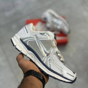 کفش کتونی زنانه نایک Nike Air Zoom Vomero 5 Dust Metallic Silver