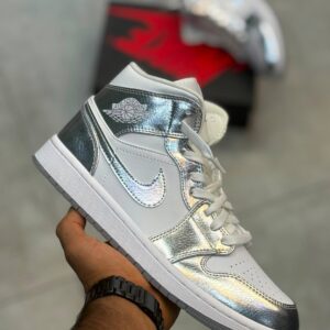 کفش کتونی مردانه نایک جردن 1 Air Jordan 1 Mid SE Metallic Silver