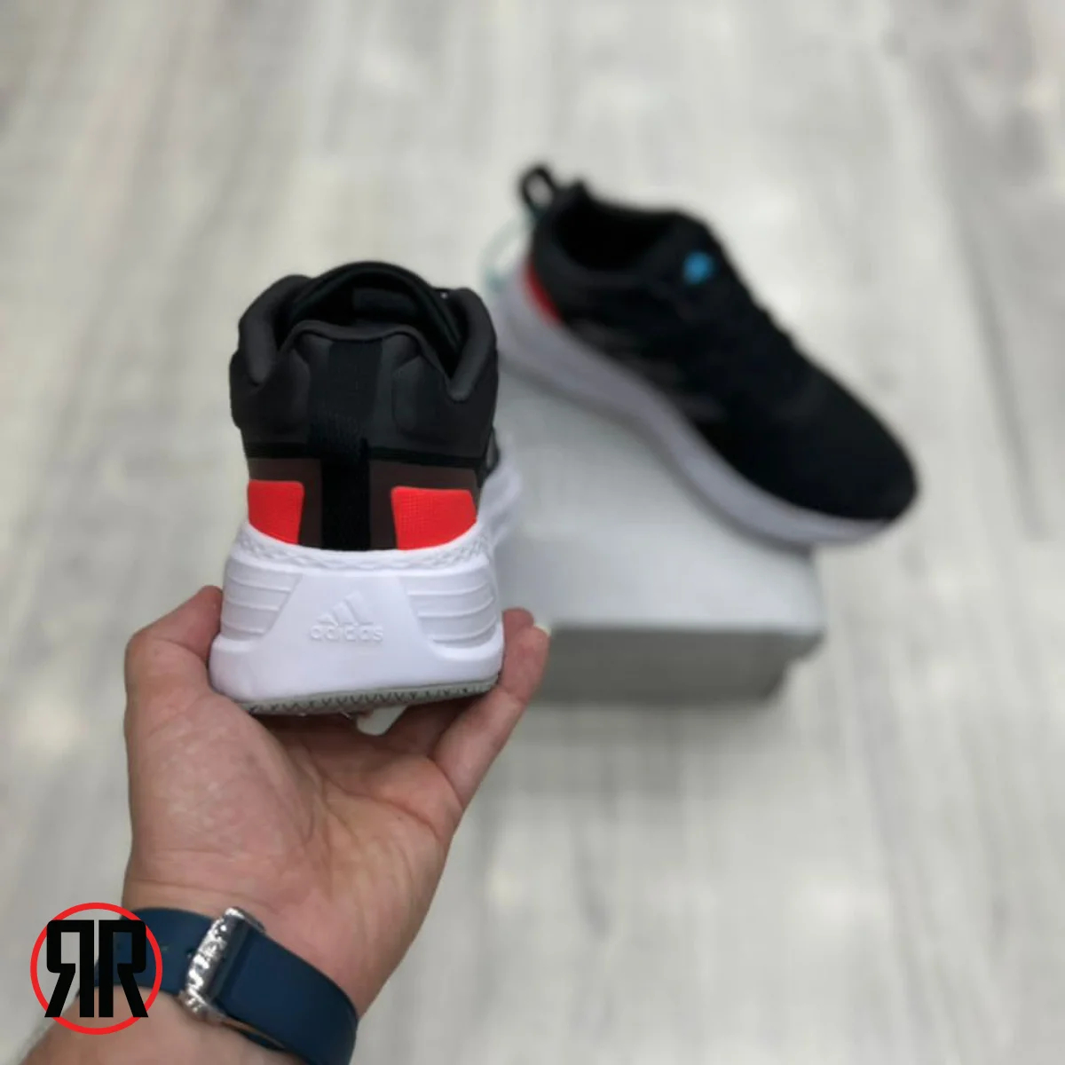 کفش کتونی زنانه و مردانه آدیداس کوئستر بوست Adidas - Image 5