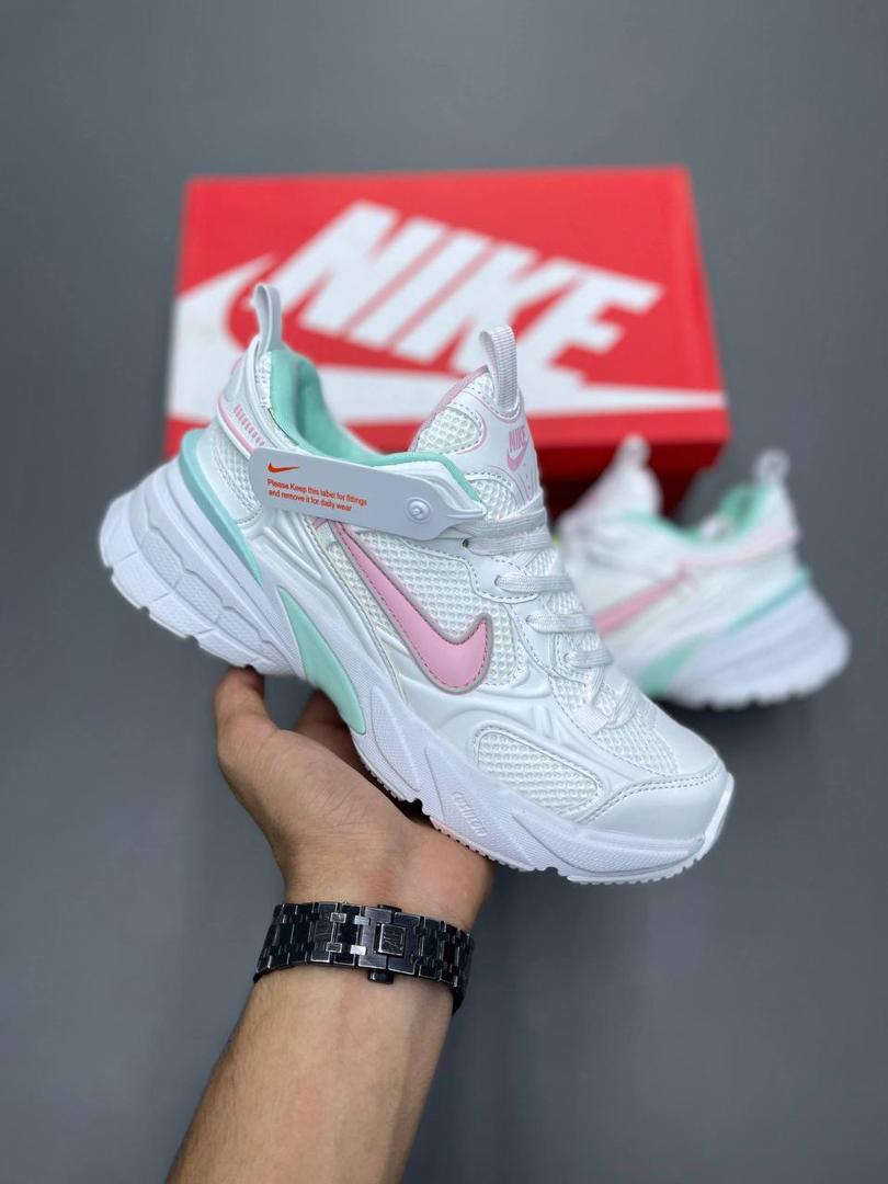 کفش کتونی زنانه نایک Nike Zoom Vomero 5