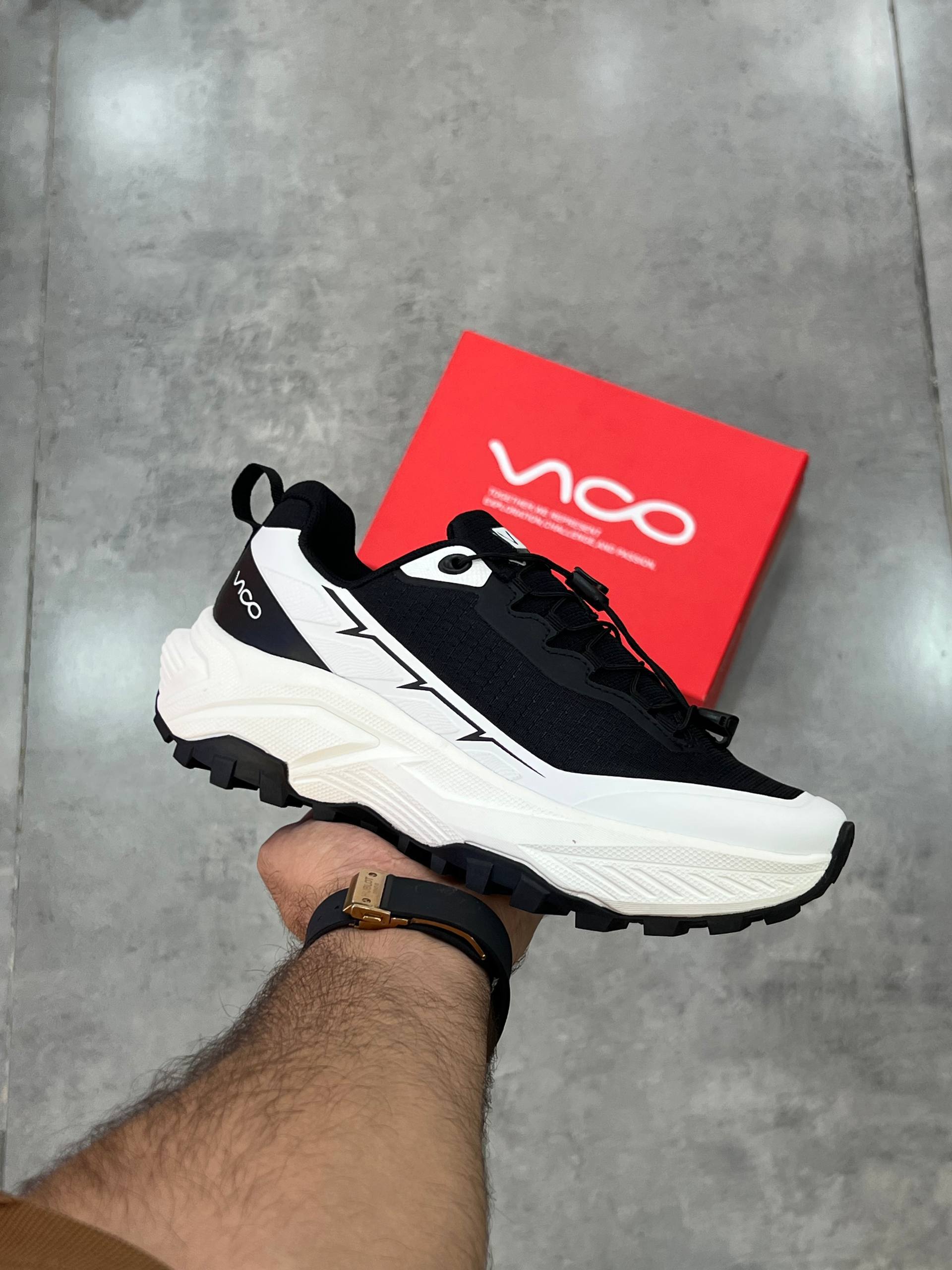 کفش کتونی مردانه روزمرگی و طبیعت گردی ویکو VICO مدل 1021 کد03