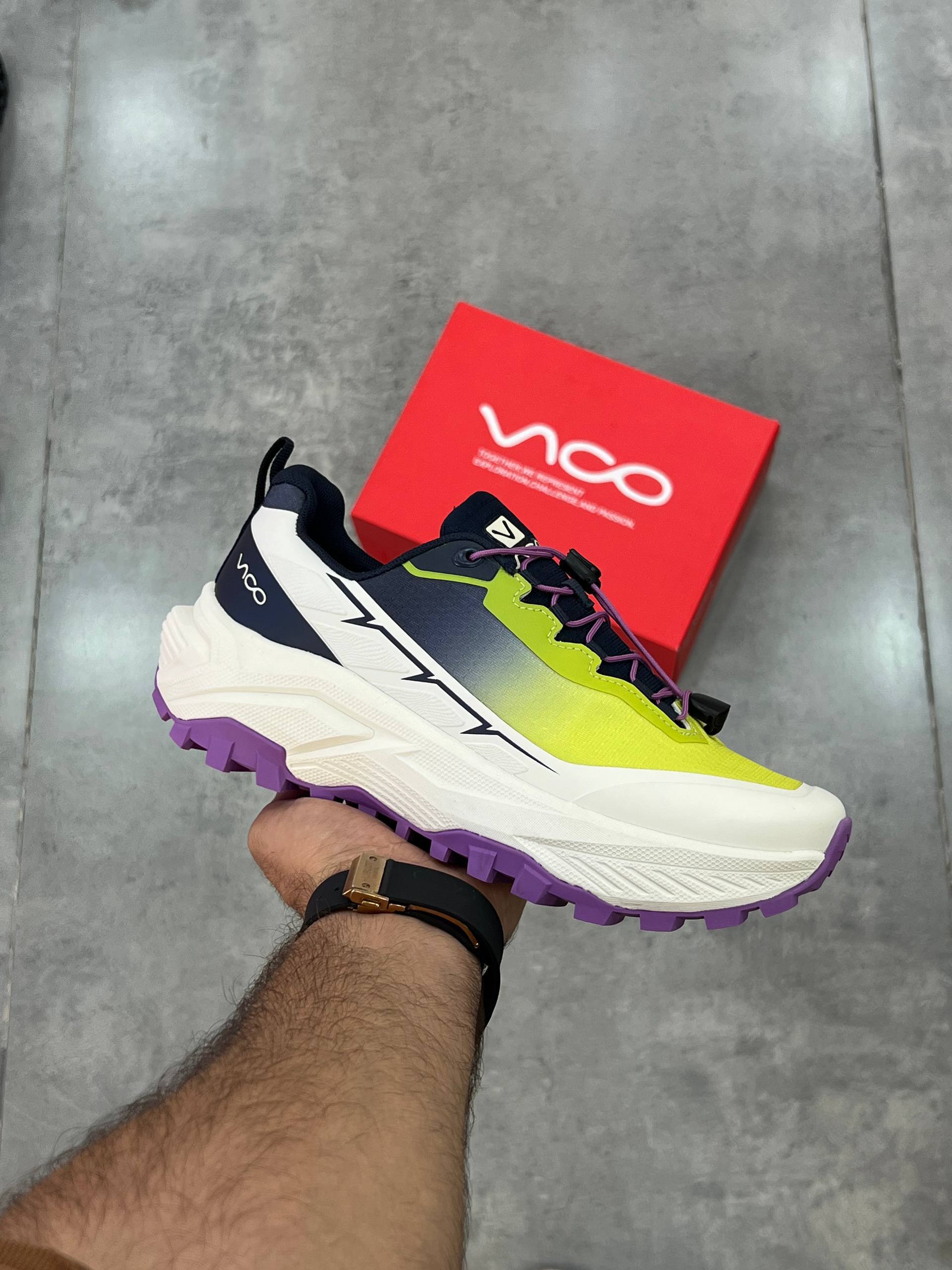 کفش کتونی زنانه روزمرگی و طبیعت گردی ویکو VICO مدل 1021 کد02