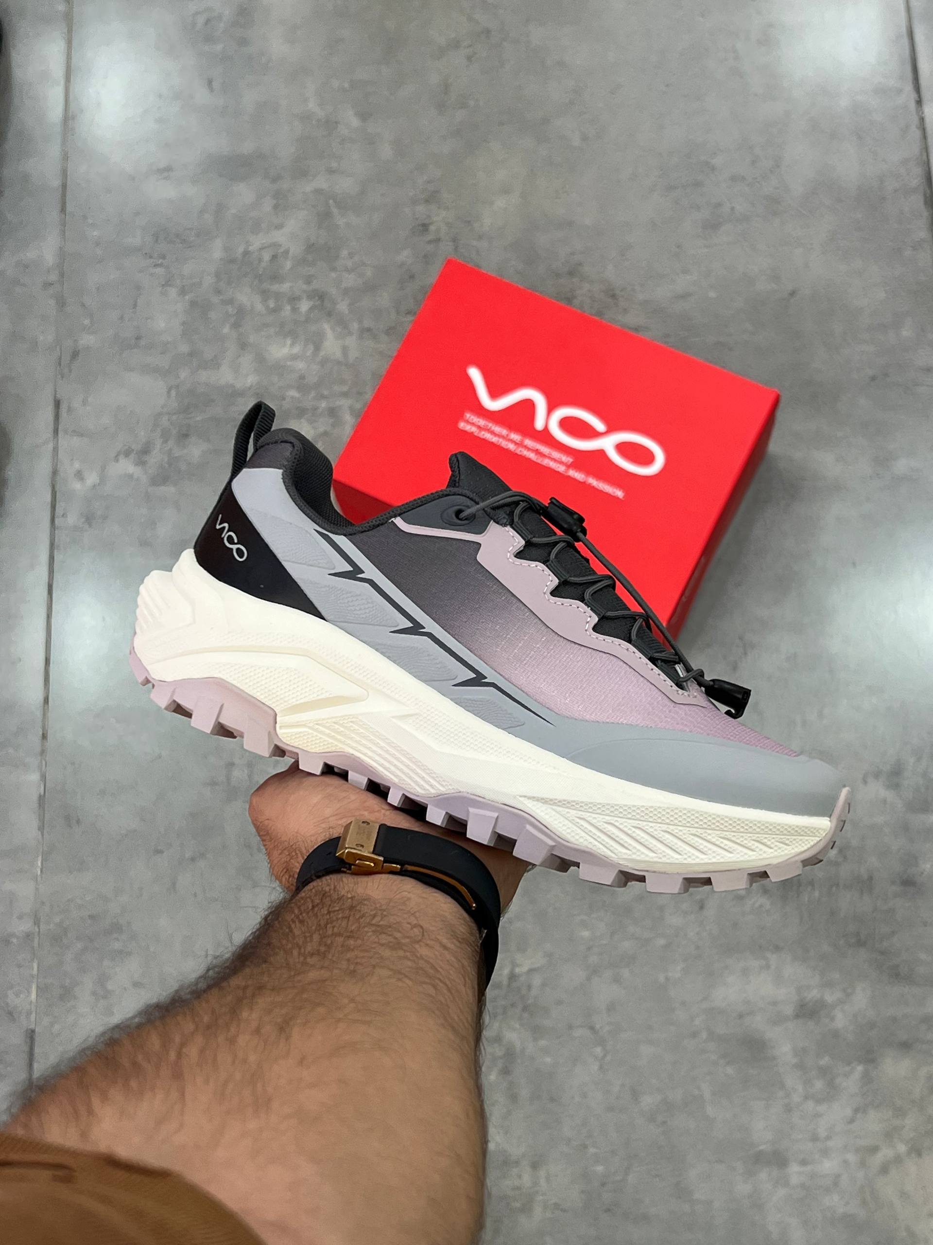 کفش کتونی زنانه روزمرگی و طبیعت گردی ویکو VICO مدل 1021 کد01