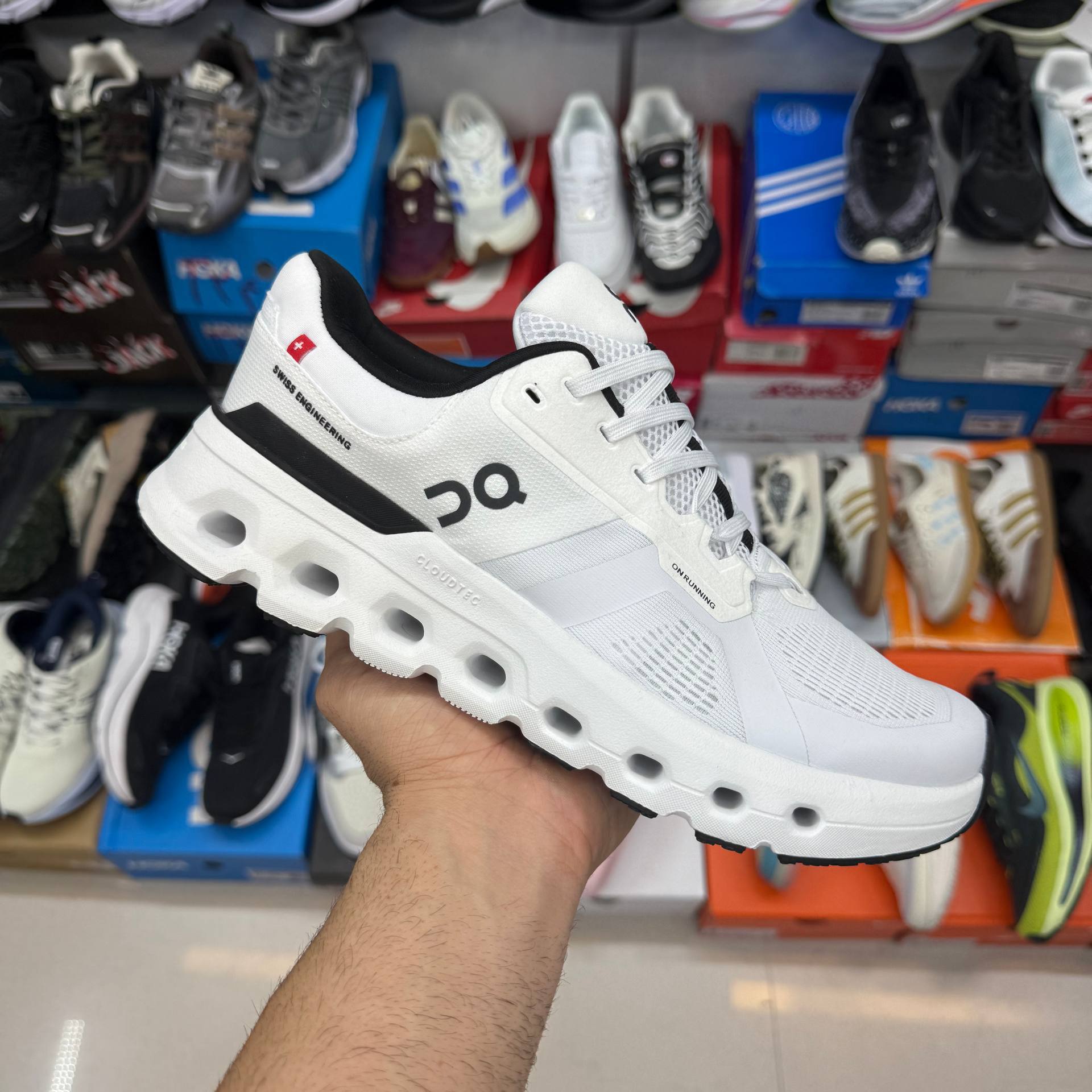 کفش کتونی مردانه آن رانینگ کلودرانر ۲ (کیوسی) On Running Cloudrunner 2 (QC) - Image 2